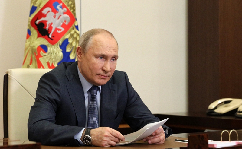 Путин присвоил первому заместителю директора ФСБ генерала армии