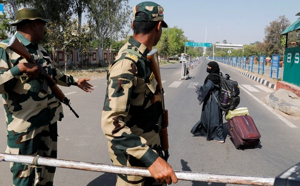 Путин продлил для мигрантов срок легализации в России