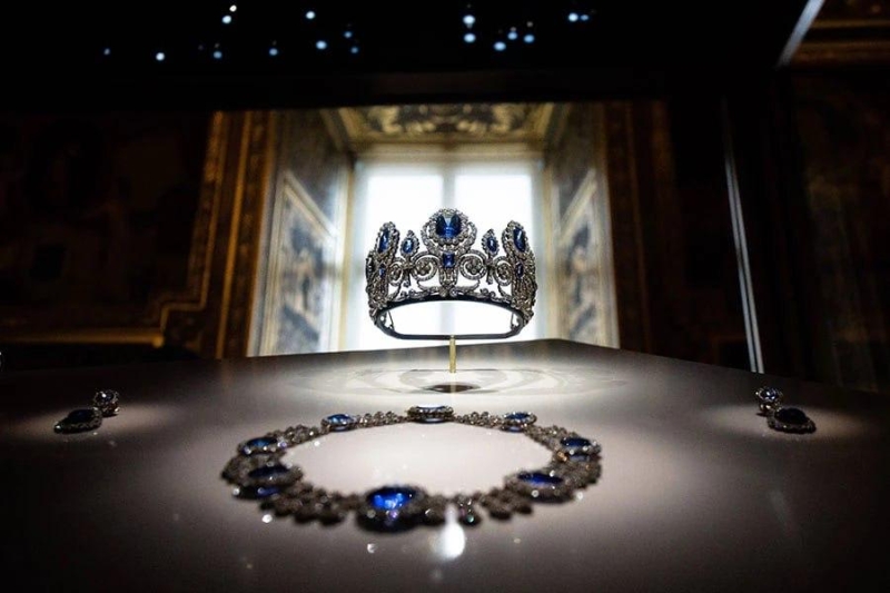 Путин провел экскурсию по Эрмитажу лидерам СНГ. Как это было