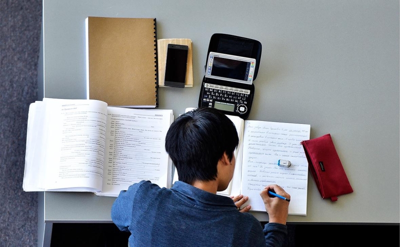 Путин рассказал о стипендиях до 75 тыс. руб. для аспирантов