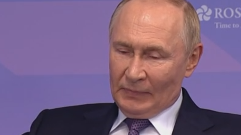 Путин сообщил, что Россия зеркально ответит на безвиз для россиян в