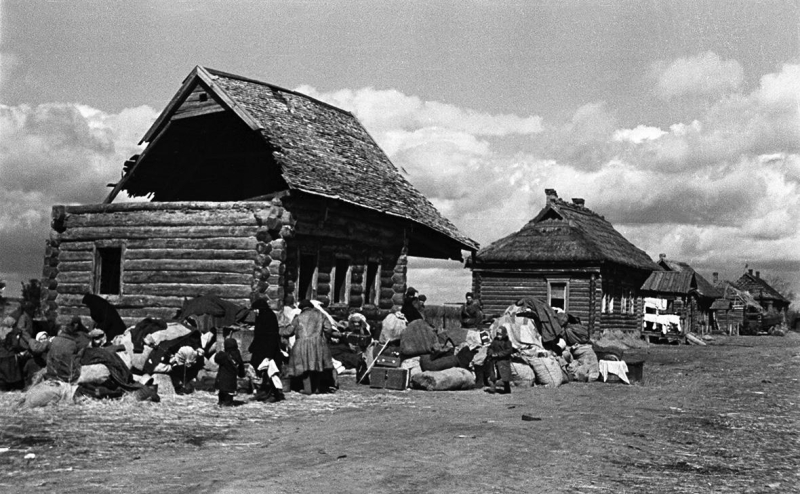 Путин установил День памяти жертв геноцида советского народа