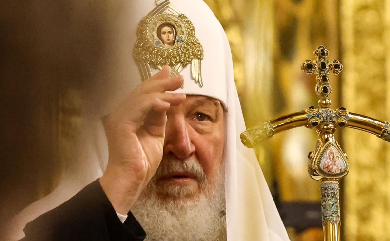 Путин в поздравлении к православным напомнил о традициях, семье и