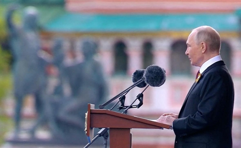 Путин заявил, что Россия никогда не согласится с искажением истории