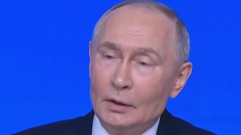 Путин&nbsp;&mdash; о мире, Украине и новых военных операциях. Главное с прямой