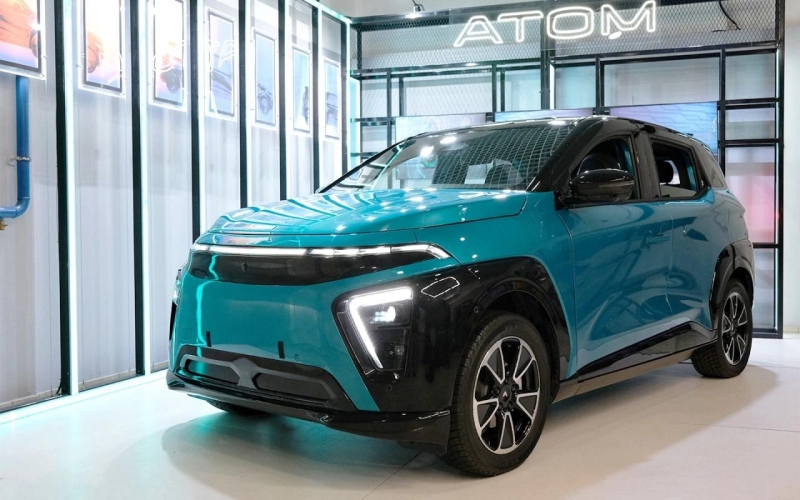 Путину показали новую Lada Iskra