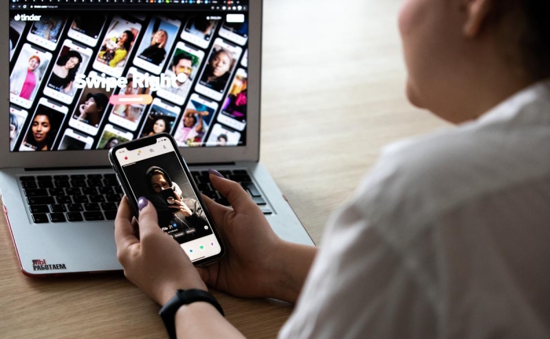 Работодатели стали реже увольнять сотрудников за публикации в соцсетях