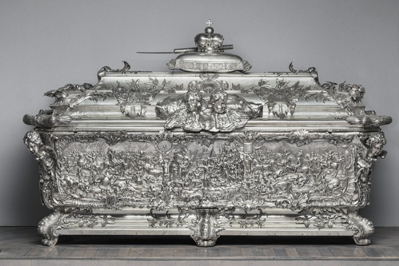 Раку Александра Невского застрахуют на ₽21 млрд