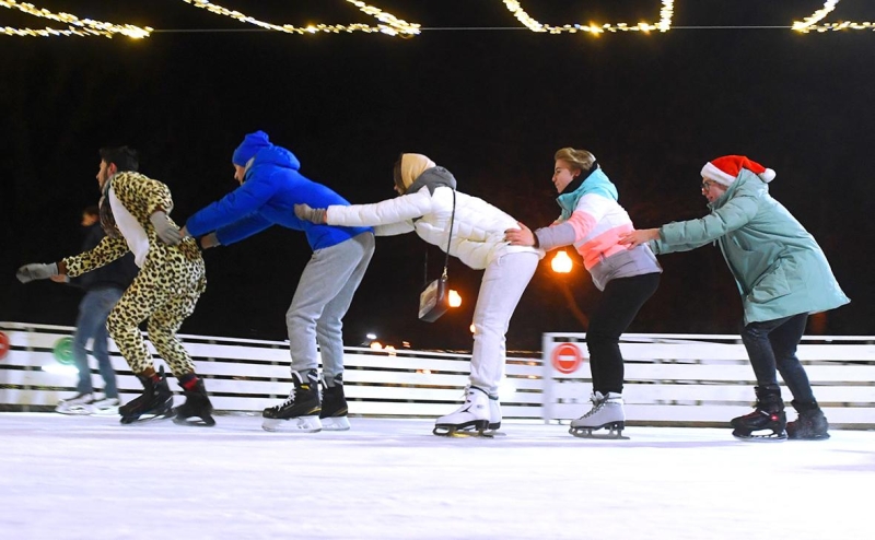 Расходы россиян на развлечения выросли зимой минимум на 30%