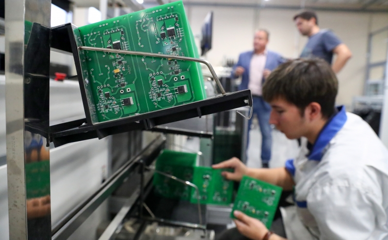 Разработчик процессоров Baikal проведет эксперимент по их сборке в России