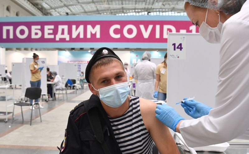 Регионы оценили число заражений коронавирусом среди привитых жителей
