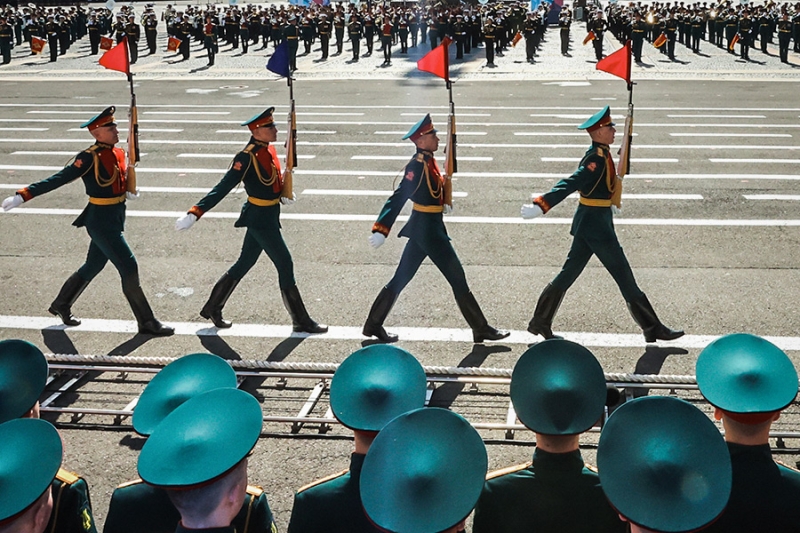 Репетиции парадов Победы в Москве и Петербурге. Фоторепортаж