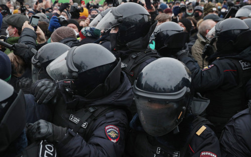 Решение о разрешении массовых мероприятий в Москве отложили на месяц