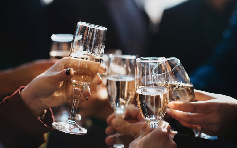 Ретейлеры рассказали о подорожании новогодних елок