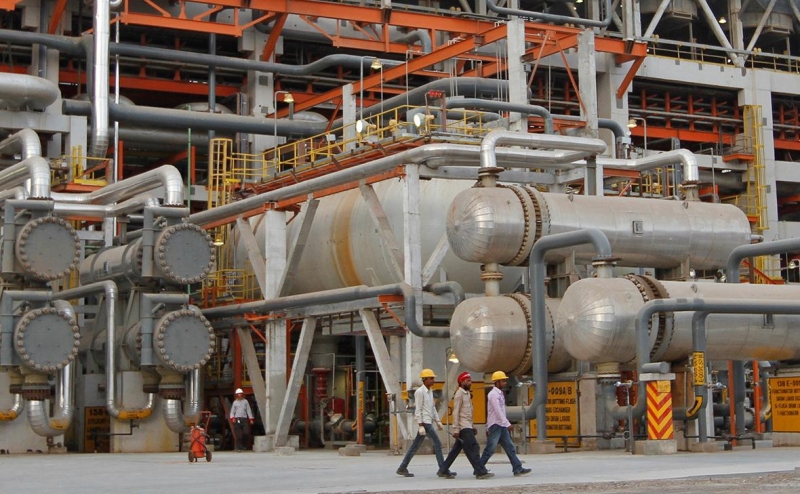 Reuters узнал, чем индийские НПЗ заменяют российскую нефть