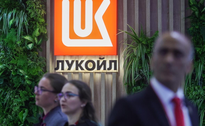 Reuters узнал, что Лондон временно снял санкции с болгарского НПЗ