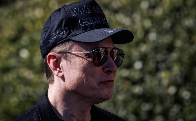 Reuters узнал, что ведущего советника главы Пентагона обвинили в