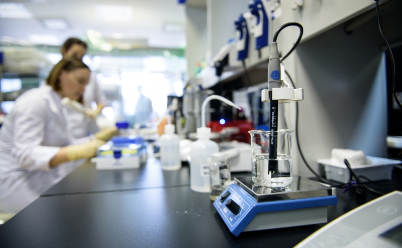 Reuters узнал о причинах задержки одобрения &laquo;Спутника V&raquo; в Европе