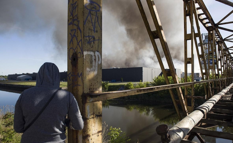 Reuters узнал о взрывчатке в посылках с секс-игрушками на складах