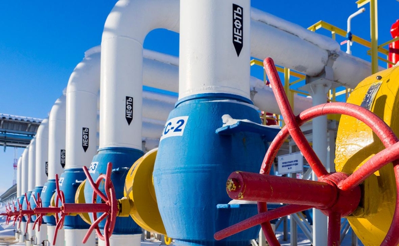 Reuters узнало о проблемах с оплатой за нефть из России в трех странах