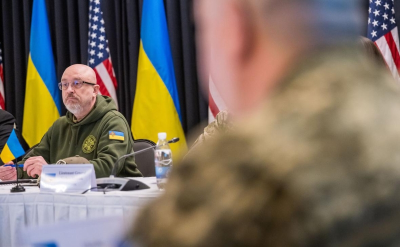 Резников рассказал об управлении войсками через мессенджеры 24 февраля