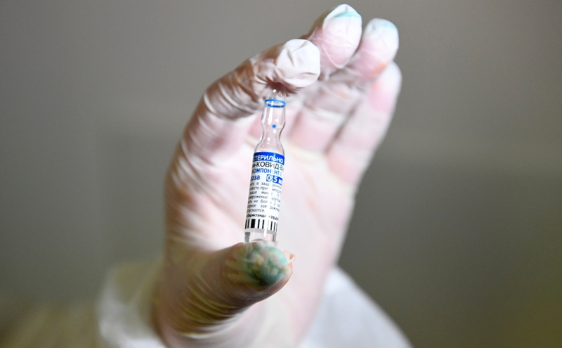 РФПИ заявил о давлении фармацевтического лобби на &laquo;Спутник V&raquo; в Словак