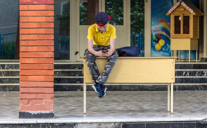 Родители стали меньше следить за временем детей в соцсетях