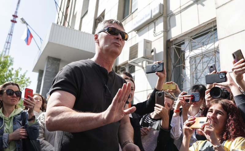 Ройзмана решили через суд исключить из учредителей основанного им