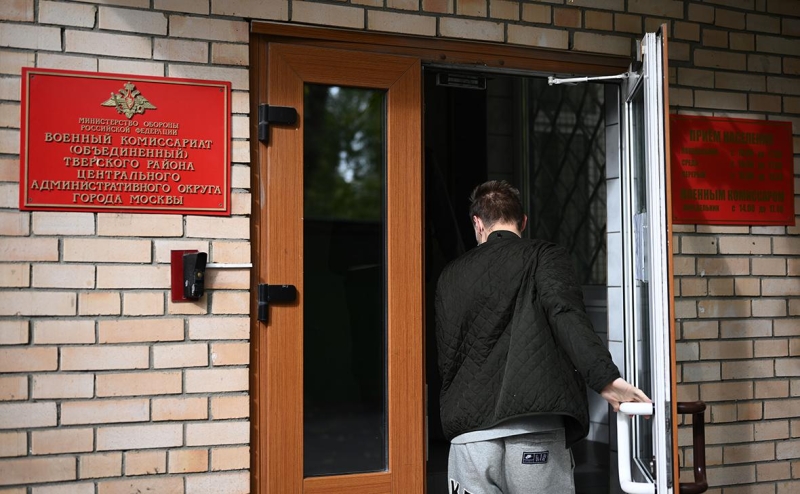 Рособрнадзор соберет данные школьников и студентов для воинского учета