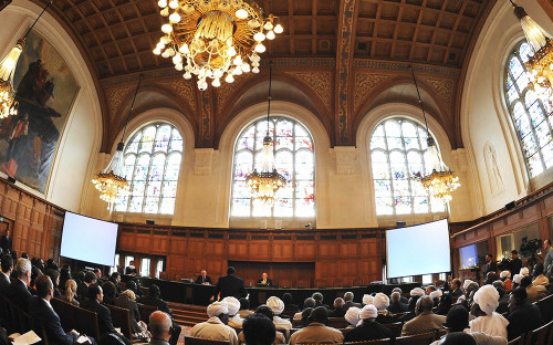 Россия и экс-акционеры ЮКОСа поспорят на финальных слушаниях о $60 млр