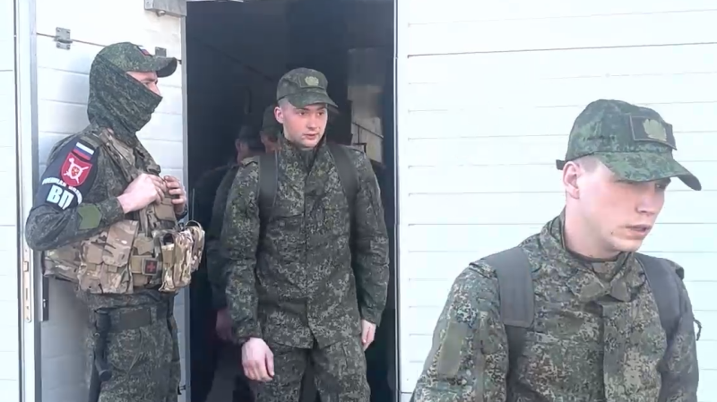 Россия и Украина обменялись пленными по формуле «246 на 246»