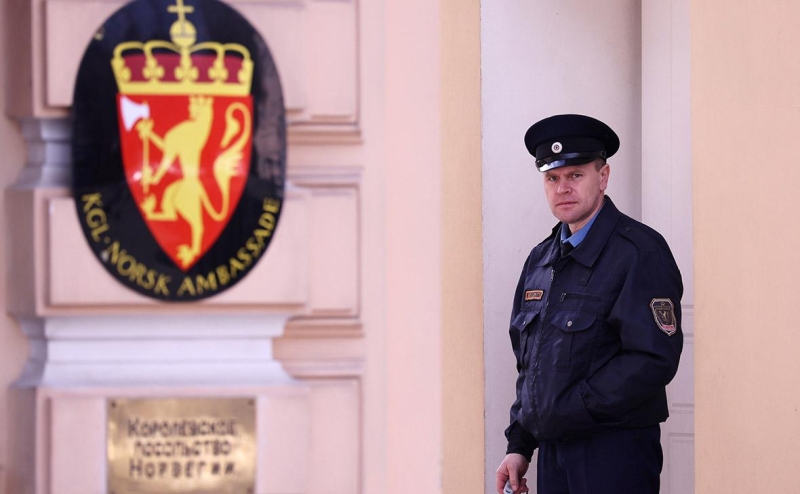 Россия признала десять дипломатов Норвегии персонами non grata