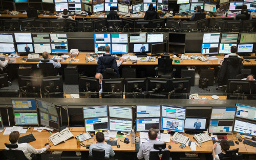 Россия впервые в 2021 году взяла в долг в валюте