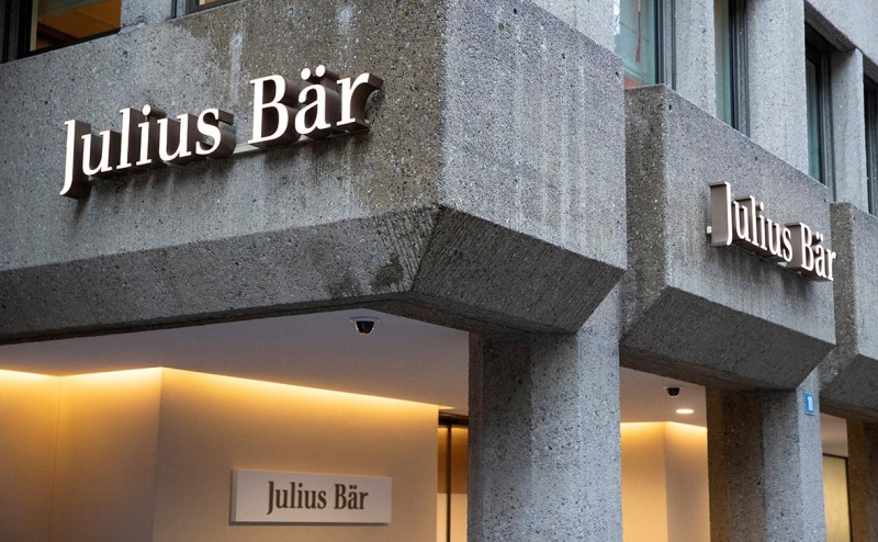 Россияне смогли вывести часть заблокированных бумаг из банка в Дубае