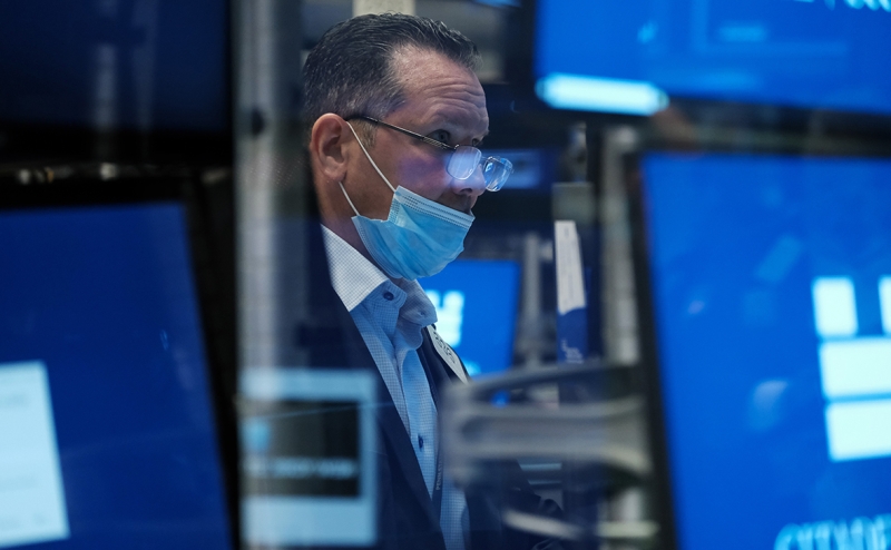 Россияне смогли вывести часть заблокированных бумаг из банка в Дубае