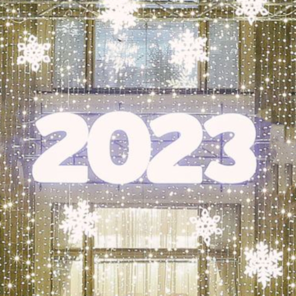 Россияне за 2023 год перевели в наличные почти ₽2 трлн