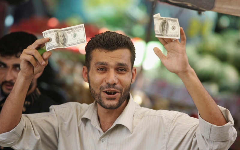 Российские банки допустили выпуск совместных карт «Мир» и UnionPay