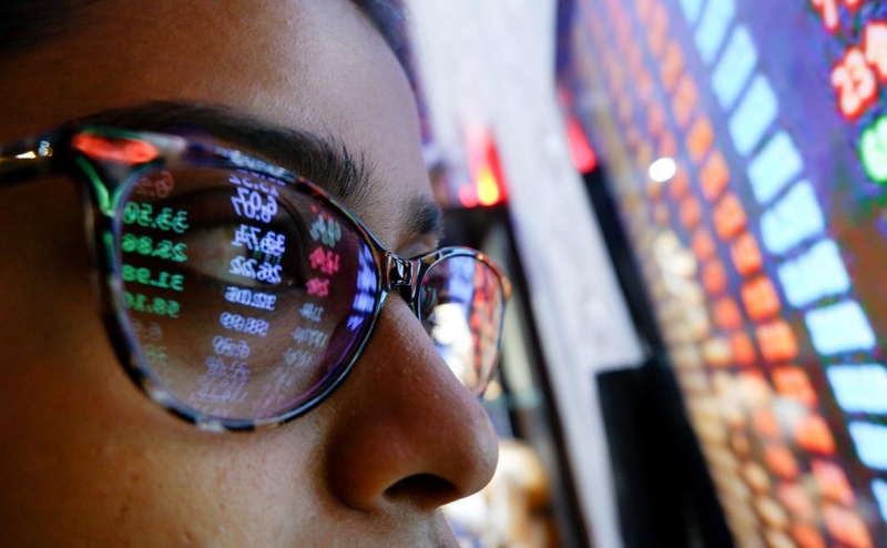 Российские компании на бирже оценили в 4 раза дешевле зарубежных