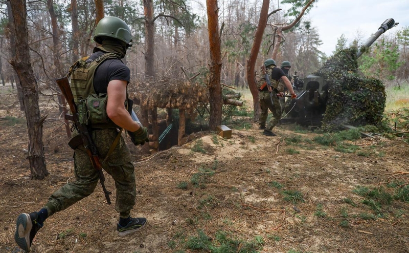 Российские военные ударили по ТЦК и авиаремонтному заводу на Украине