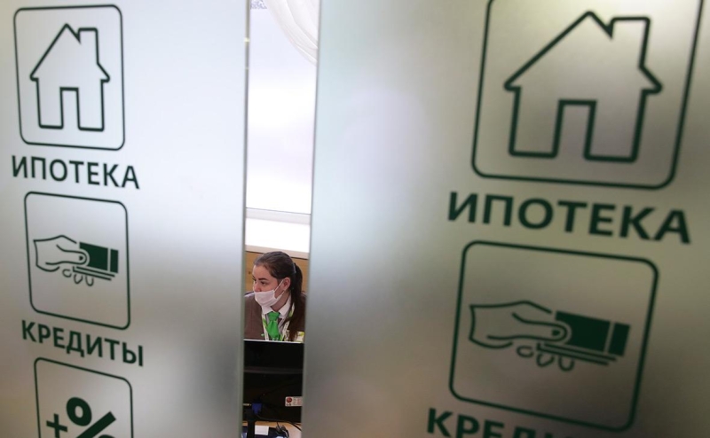 Российских заемщиков начнут предупреждать о критичном росте долгов