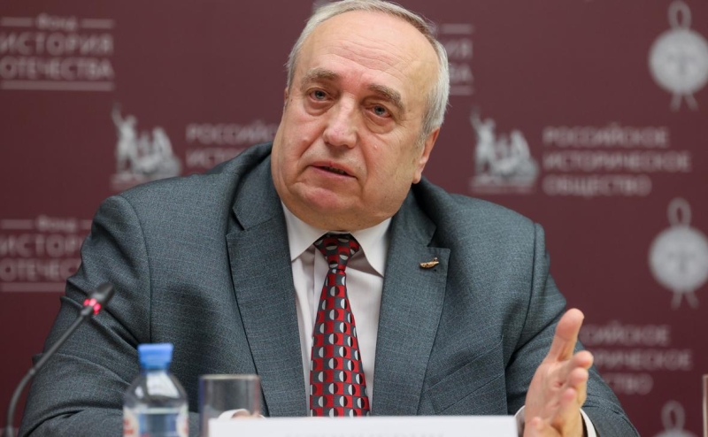 Российского экс-сенатора Франца Клинцевича депортируют из Армении