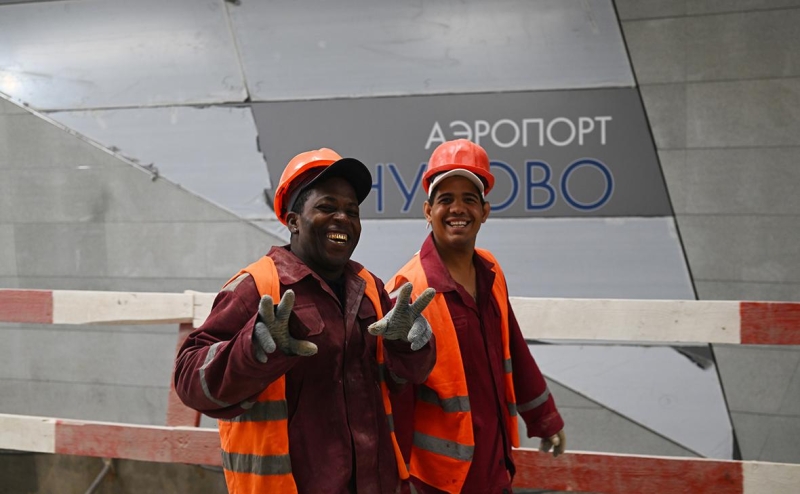 Росстат раскрыл &laquo;портрет&raquo; мигранта в России