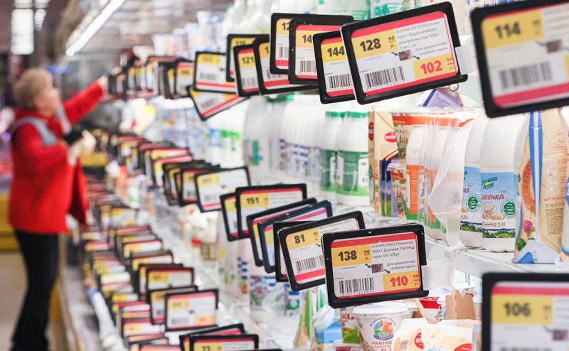 Росстат сообщил, что инфляция в России ускорилась в апреле