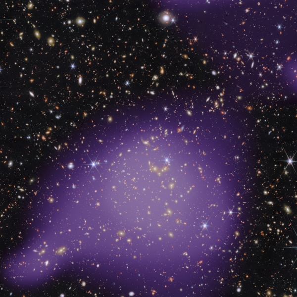 Рождение звезд и Кошачья Лапа. Reuters показал лучшие фото космоса &mdash;