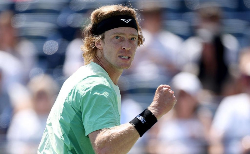 Рублев вышел в четвертьфинал турнира &laquo;Мастерс&raquo; в Торонто