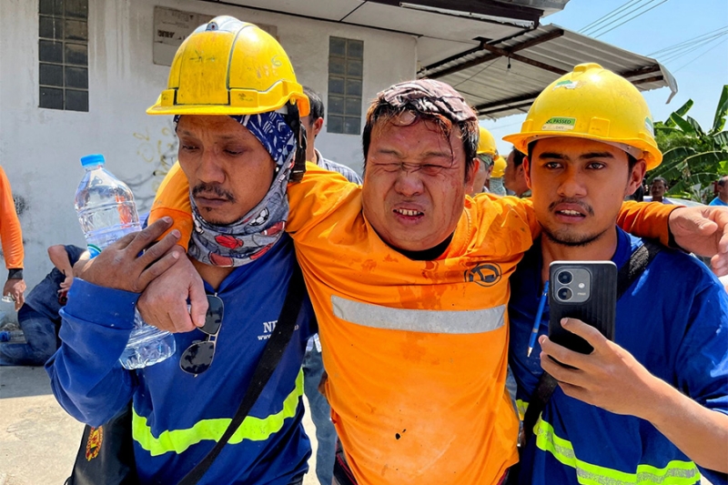 Рухнувшие высотки и разрушенные храмы: последствия землетрясения в