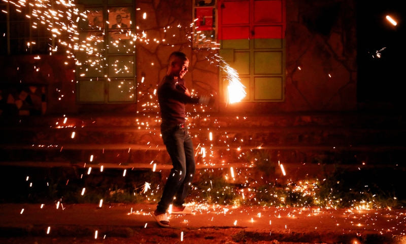 Салют у Бурдж-Халифа и Парфенона: как встретили Новый год в мире