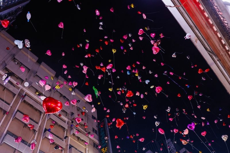 Салют у Бурдж-Халифа и Парфенона: как встретили Новый год в мире