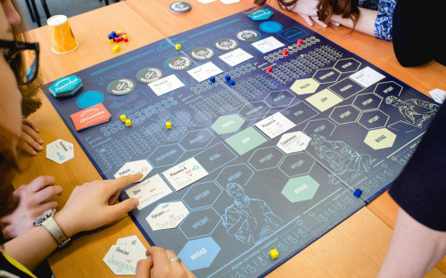 Самой популярной у россиян настольной игрой оказалась «Дженга»