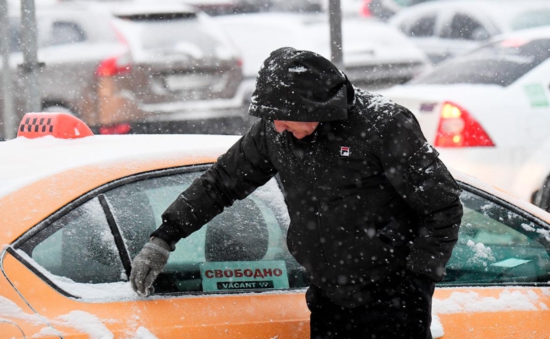 Самозанятые таксисты попросили субсидии на покупку авто